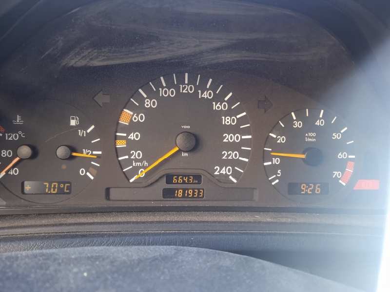 mercedes-benz clase clk (w208) coupe del año 1998