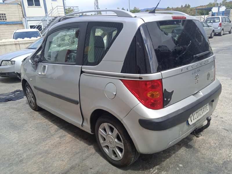 peugeot 1007 del año 2005