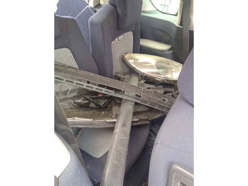 peugeot 1007 del año 2005