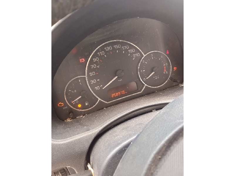 peugeot 1007 del año 2005