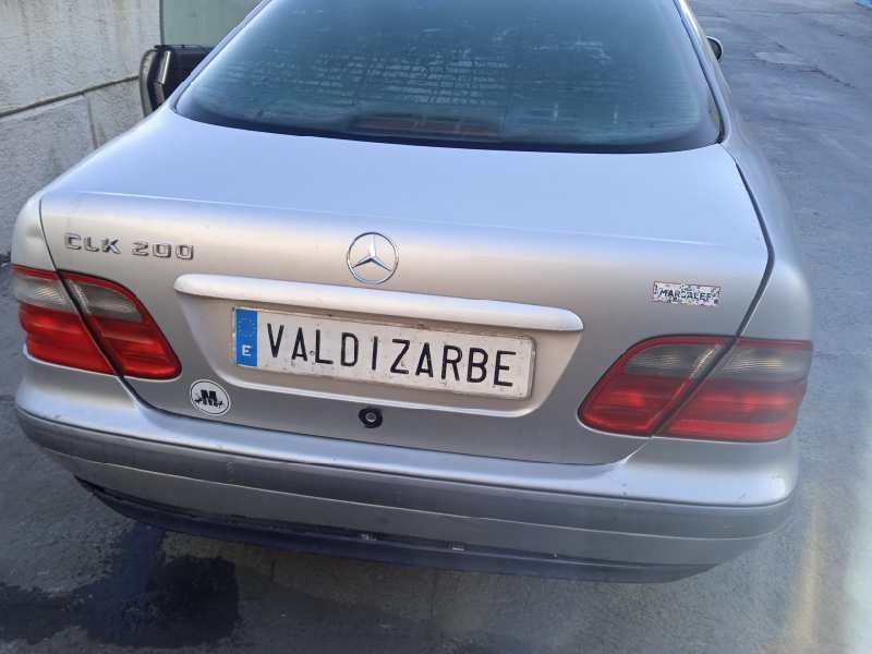 mercedes-benz clase clk (w208) coupe del año 1998