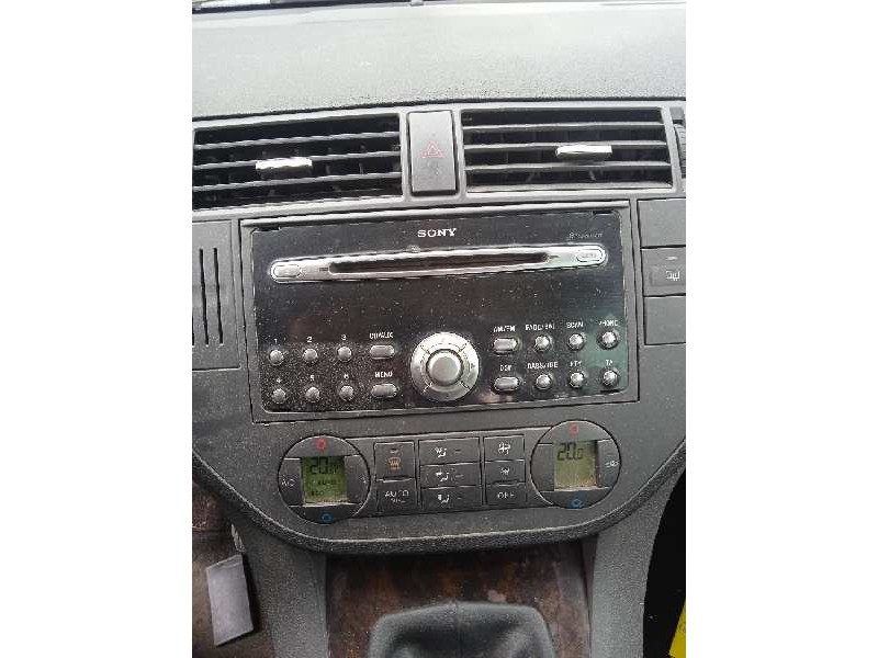 ford focus c-max (cap) del año 2004