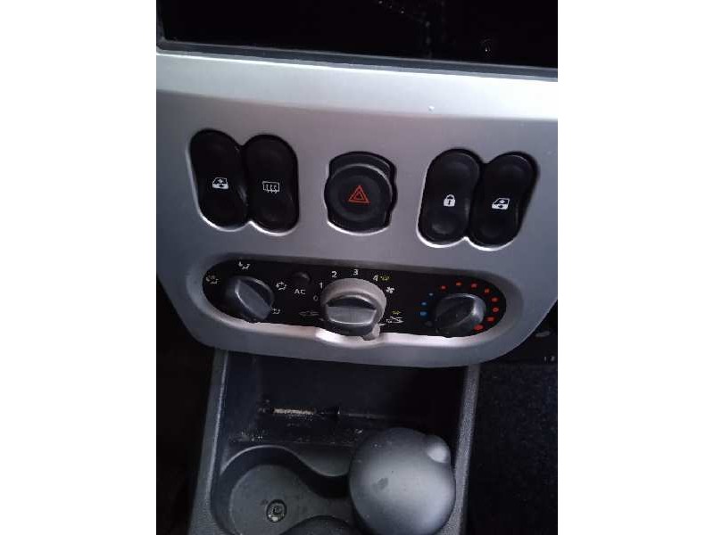 dacia sandero del año 2008