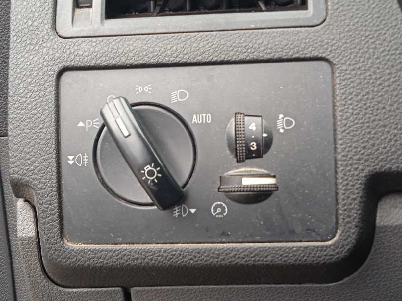 ford focus c-max (cap) del año 2004