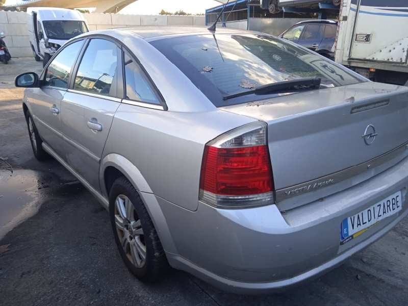 opel vectra c berlina del año 2007