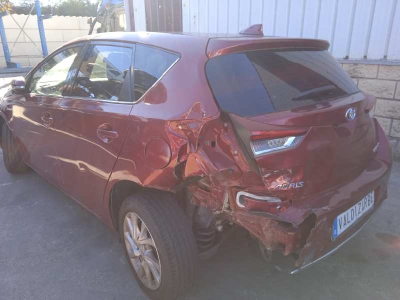 toyota auris del año 2017