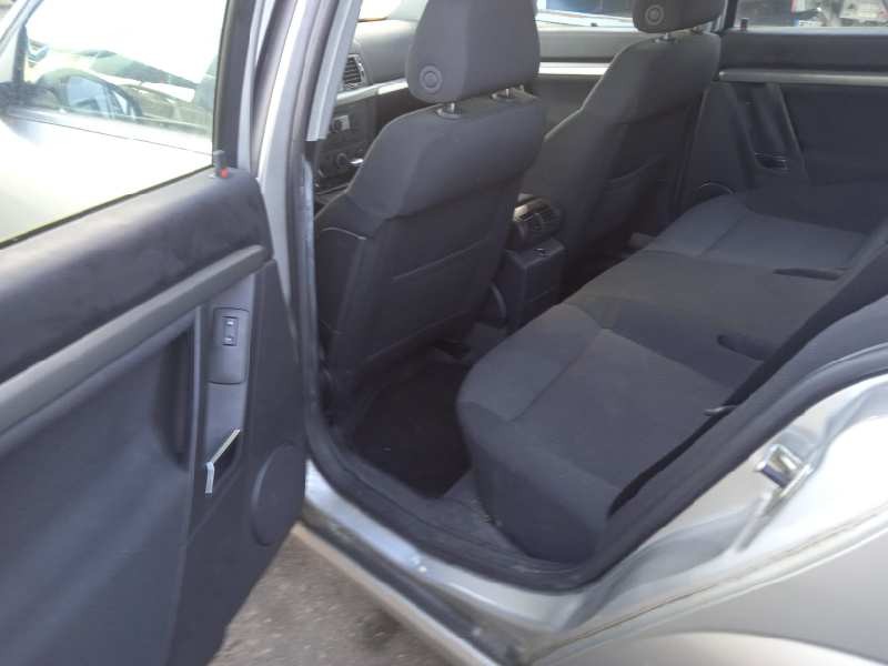 opel vectra c berlina del año 2007