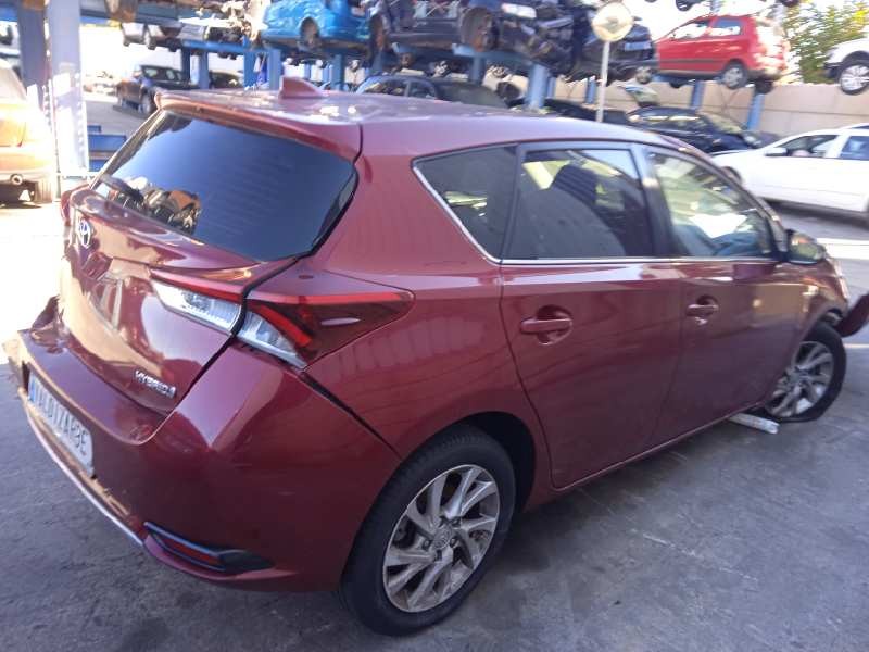 toyota auris del año 2017