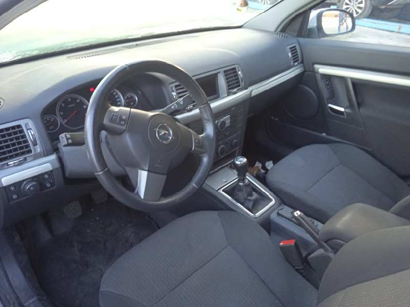 opel vectra c berlina del año 2007