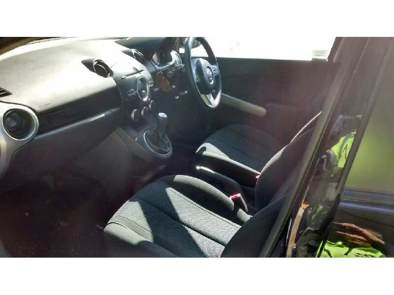 mazda 2 lim. (de) del año 2010