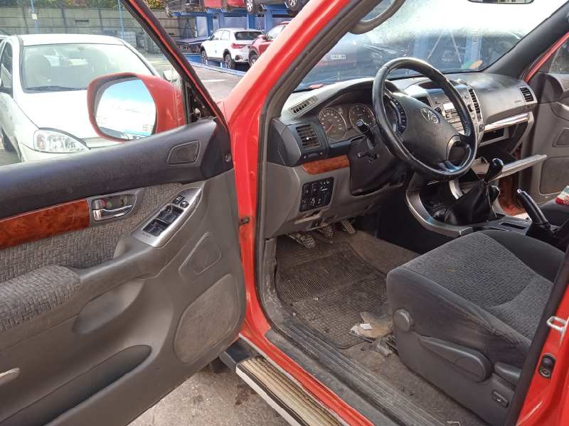 toyota land cruiser (j12) del año 2009