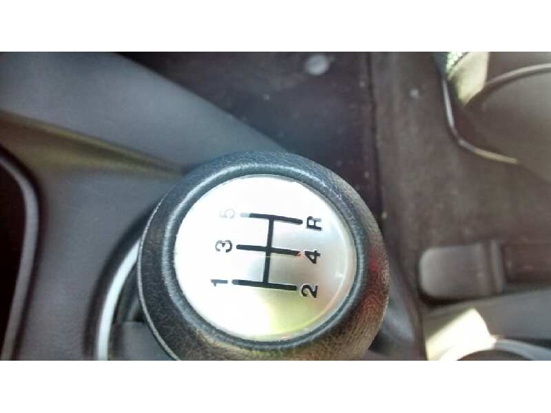 mazda 2 lim. (de) del año 2010