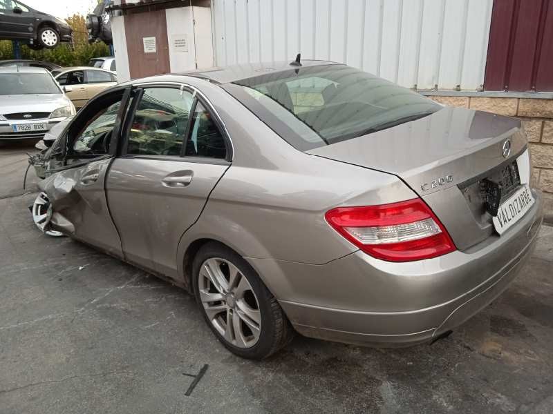 mercedes-benz clase c (w204) berlina del año 2007
