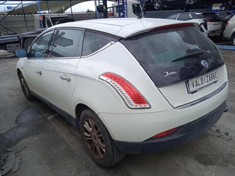 lancia delta (181) del año 2011