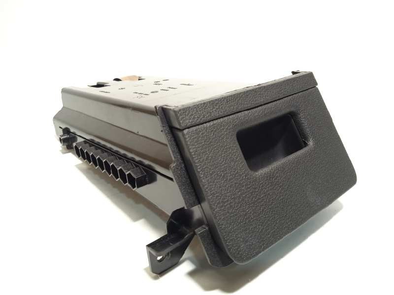 Recambio de consola central para volkswagen t-roc advance referencia OEM IAM 5TA86180182V  5TA861801