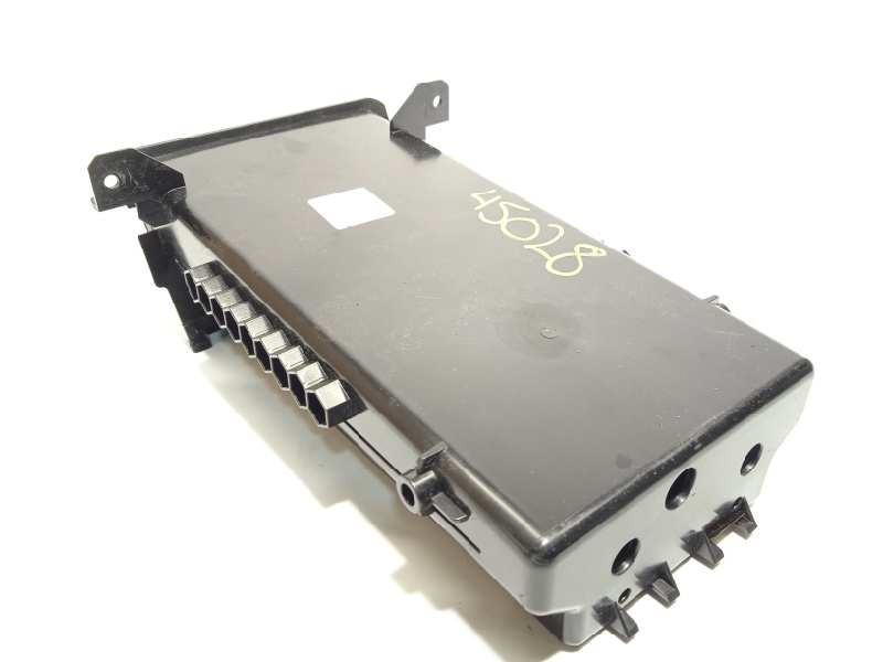 Recambio de consola central para volkswagen t-roc advance referencia OEM IAM 5TA86180182V  5TA861801