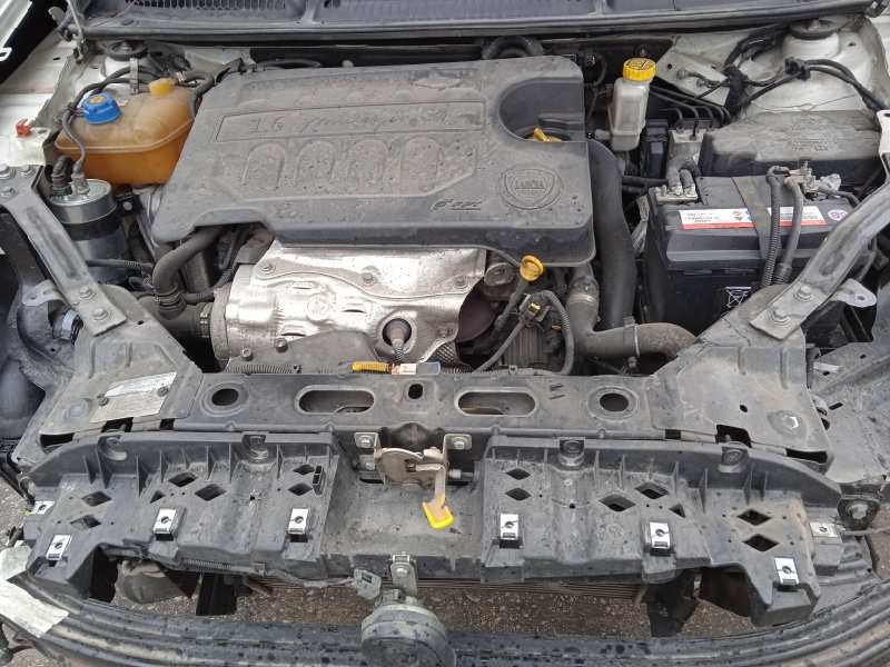 lancia delta (181) del año 2011