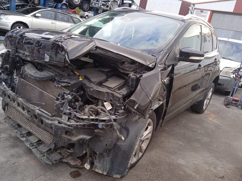 ford kuga (cbs) del año 2017