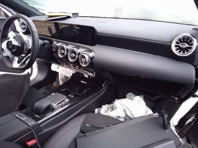 mercedes-benz clase a berlina (bm 177) del año 2020