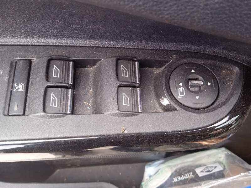 ford b-max del año 2013