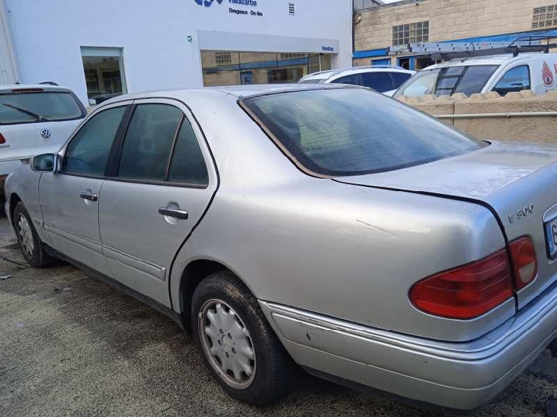 mercedes-benz clase e (w210) berlina diesel del año 1998