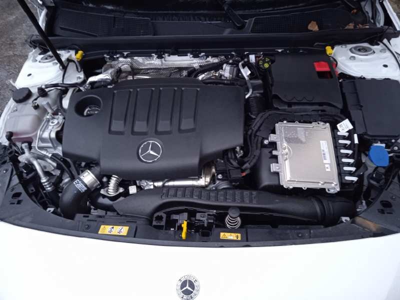 mercedes-benz clase a berlina (bm 177) del año 2020