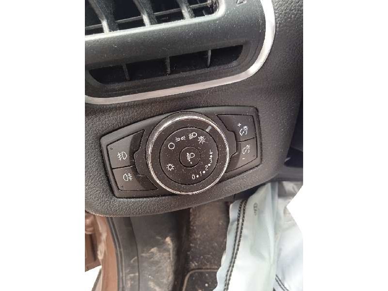 ford b-max del año 2013