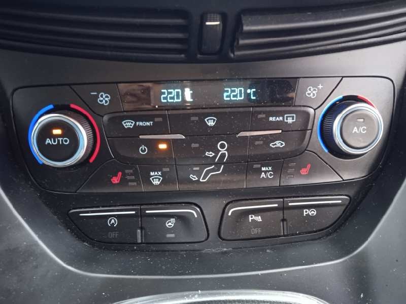 ford kuga (cbs) del año 2017