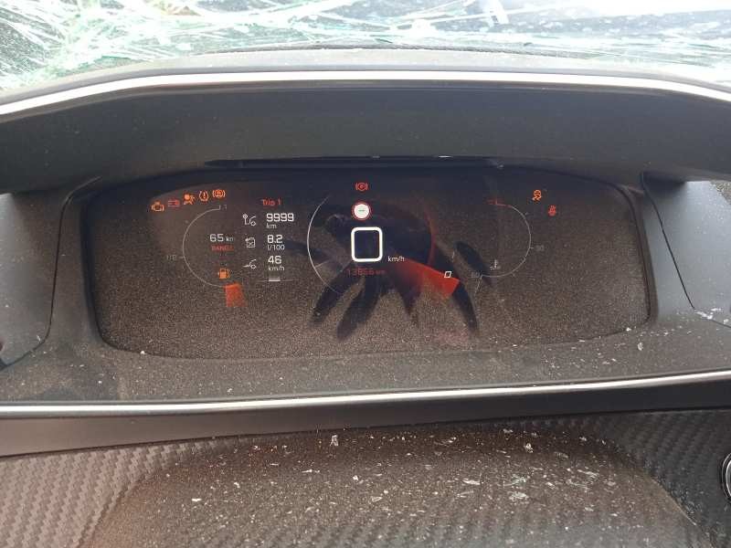 peugeot 2008 (p1) del año 2021