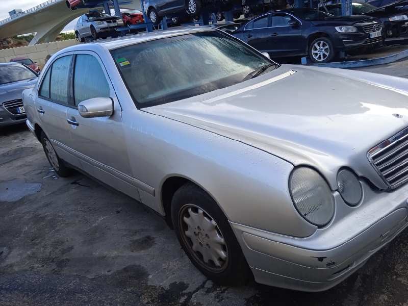 mercedes-benz clase e (w210) berlina diesel del año 1998