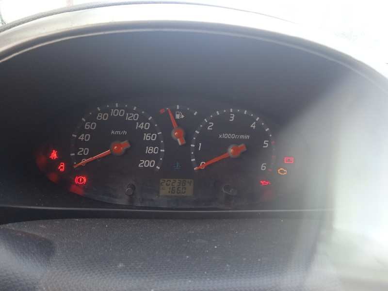 nissan micra (k12e) del año 2004