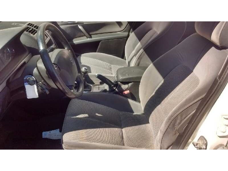 peugeot 407 del año 2006