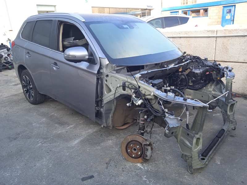 mitsubishi outlander (gf0) del año 2018