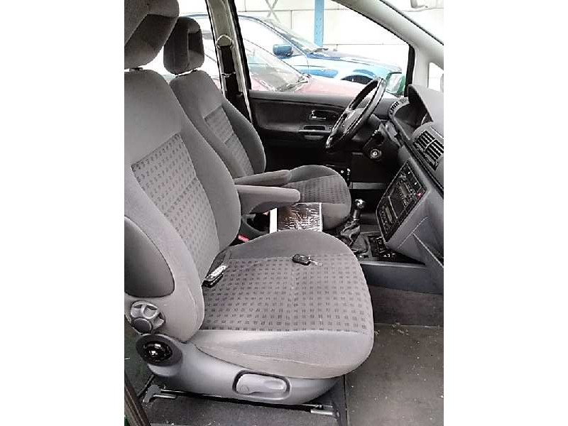 volkswagen sharan (7m6/7m9) del año 2001