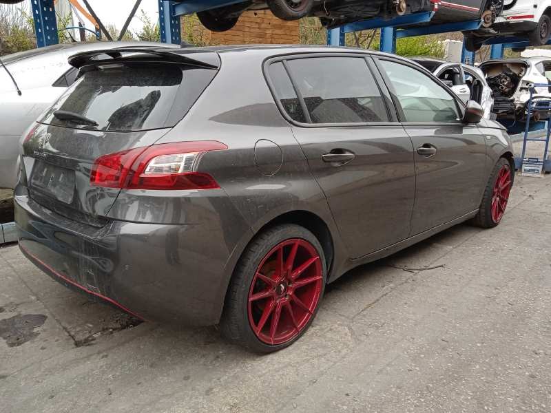 peugeot 308 del año 2017