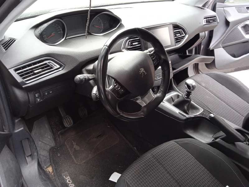 peugeot 308 del año 2017