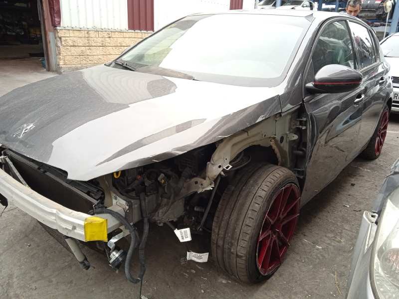 peugeot 308 del año 2017