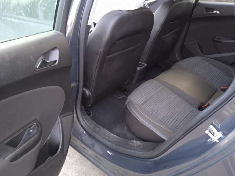 opel astra j lim. del año 2014