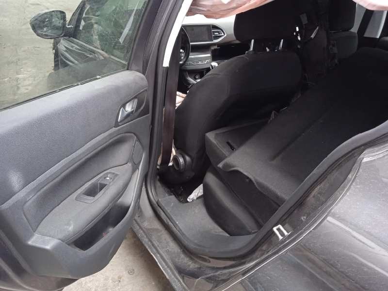 peugeot 308 del año 2017