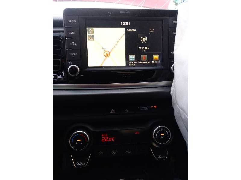 kia rio (yb) del año 2018