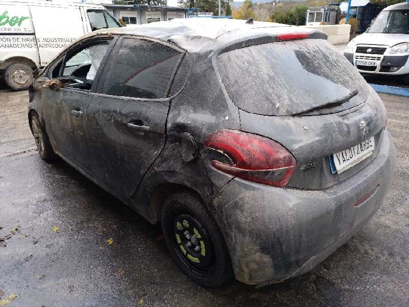 peugeot 208 del año 2016
