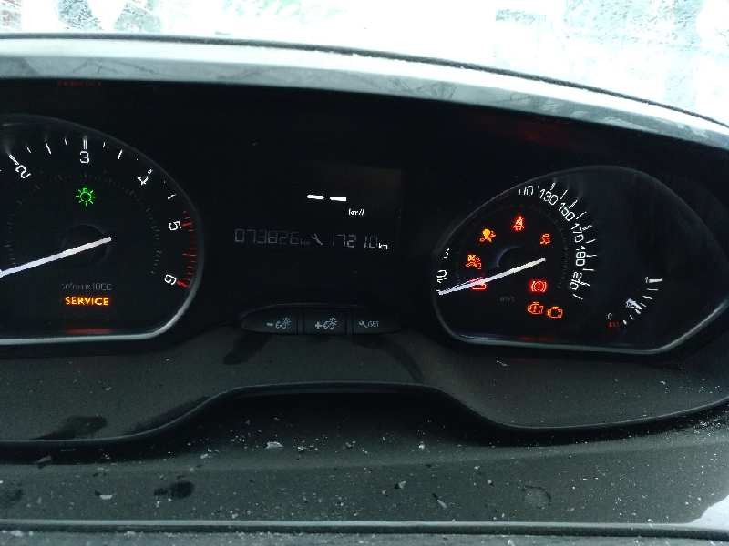 peugeot 208 del año 2016