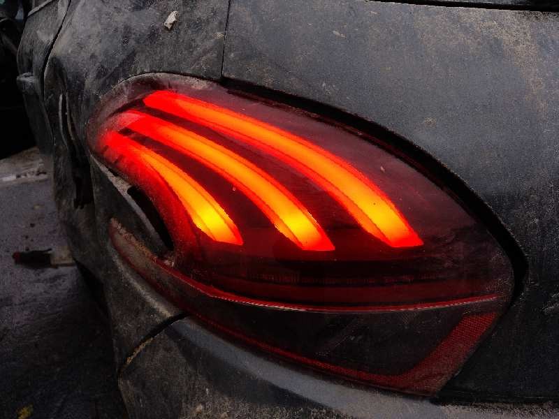 peugeot 208 del año 2016