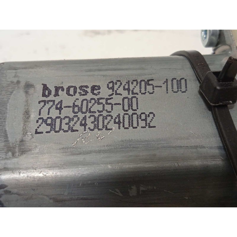 Recambio de elevalunas delantero izquierdo para porsche panamera 4 s referencia OEM IAM 924205100 97062410101 7746025500