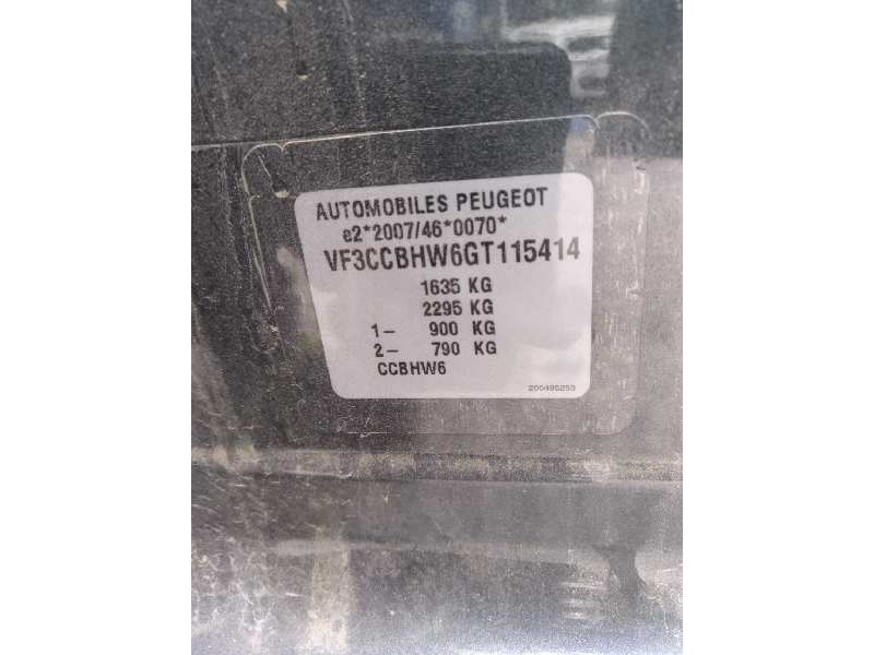 peugeot 208 del año 2016