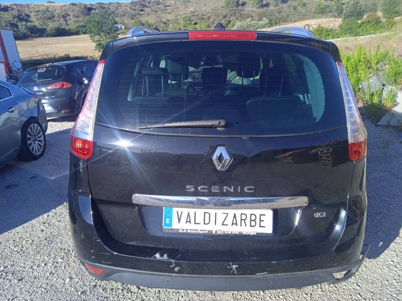 renault scenic iii del año 2013