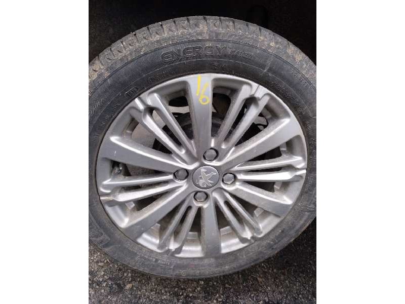 peugeot 208 del año 2016