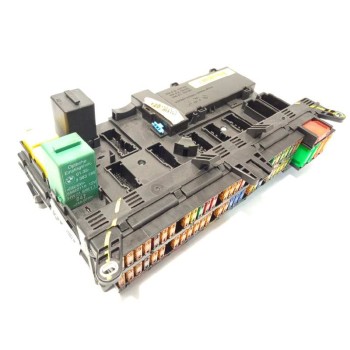 Recambio de caja reles / fusibles para land rover range rover (lm) 3.6 td v8 referencia OEM IAM 8380407  