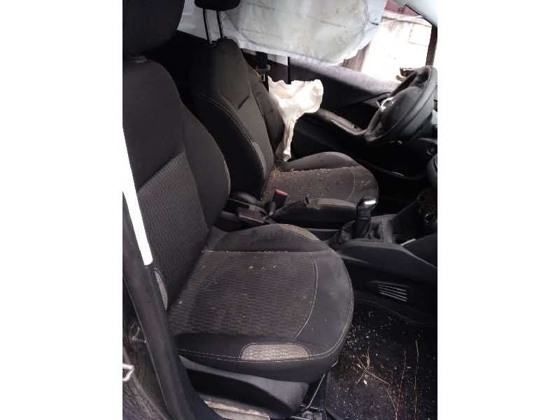 peugeot 208 del año 2016