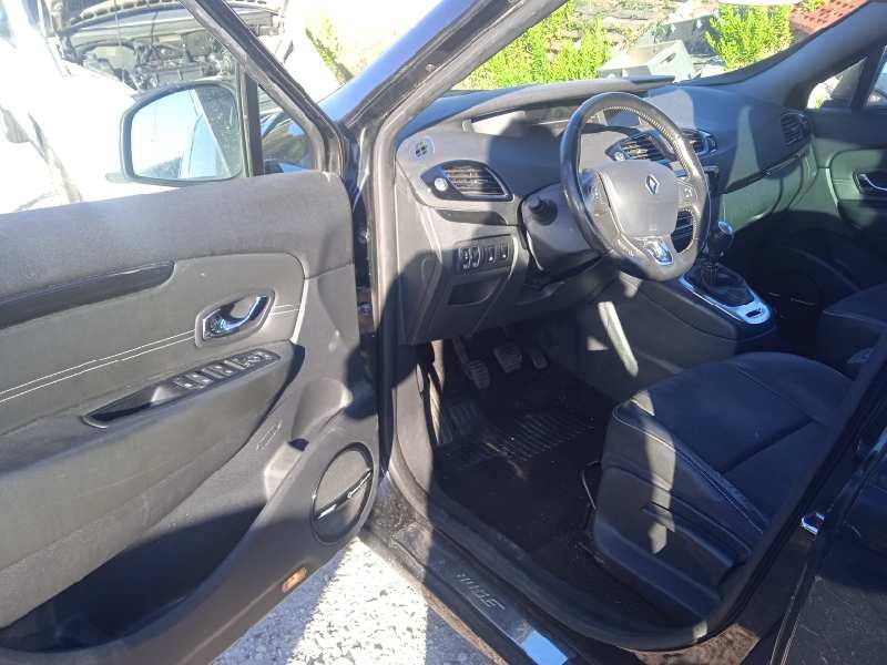 renault scenic iii del año 2013